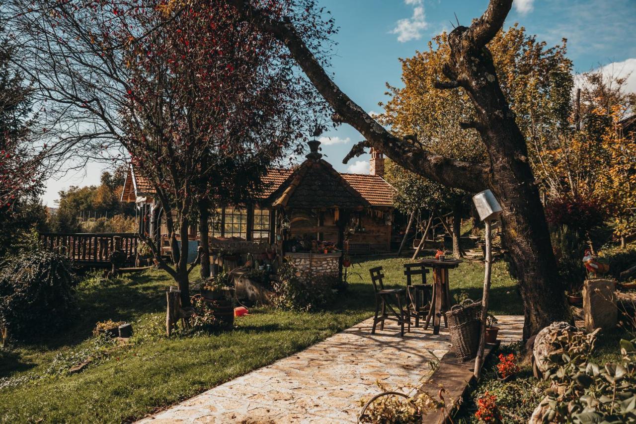 Hotel Gresna Pilnica Klenovnik Exterior foto